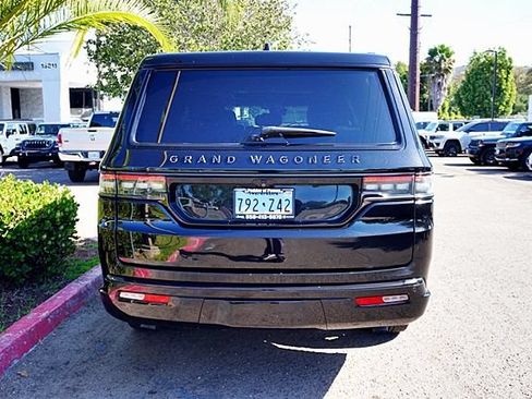 Certified 2024 Jeep Grand Wagoneer L Series II w/ Quick Order Packagew 28T AWD/4WD image 9