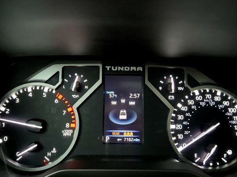 Used 2023 Toyota Tundra Limited AWD/4WD image 22