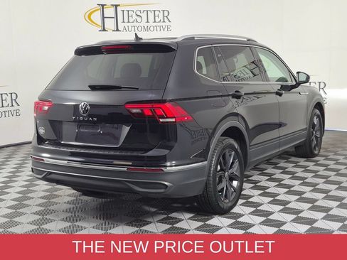 Used 2023 Volkswagen Tiguan SE FWD image 7
