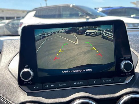 Used 2025 Nissan Sentra SV image 24