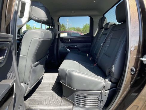 Used 2023 Toyota Tundra Limited AWD/4WD image 14