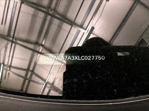 Used 2020 Volkswagen Passat 2.0T SE image 33