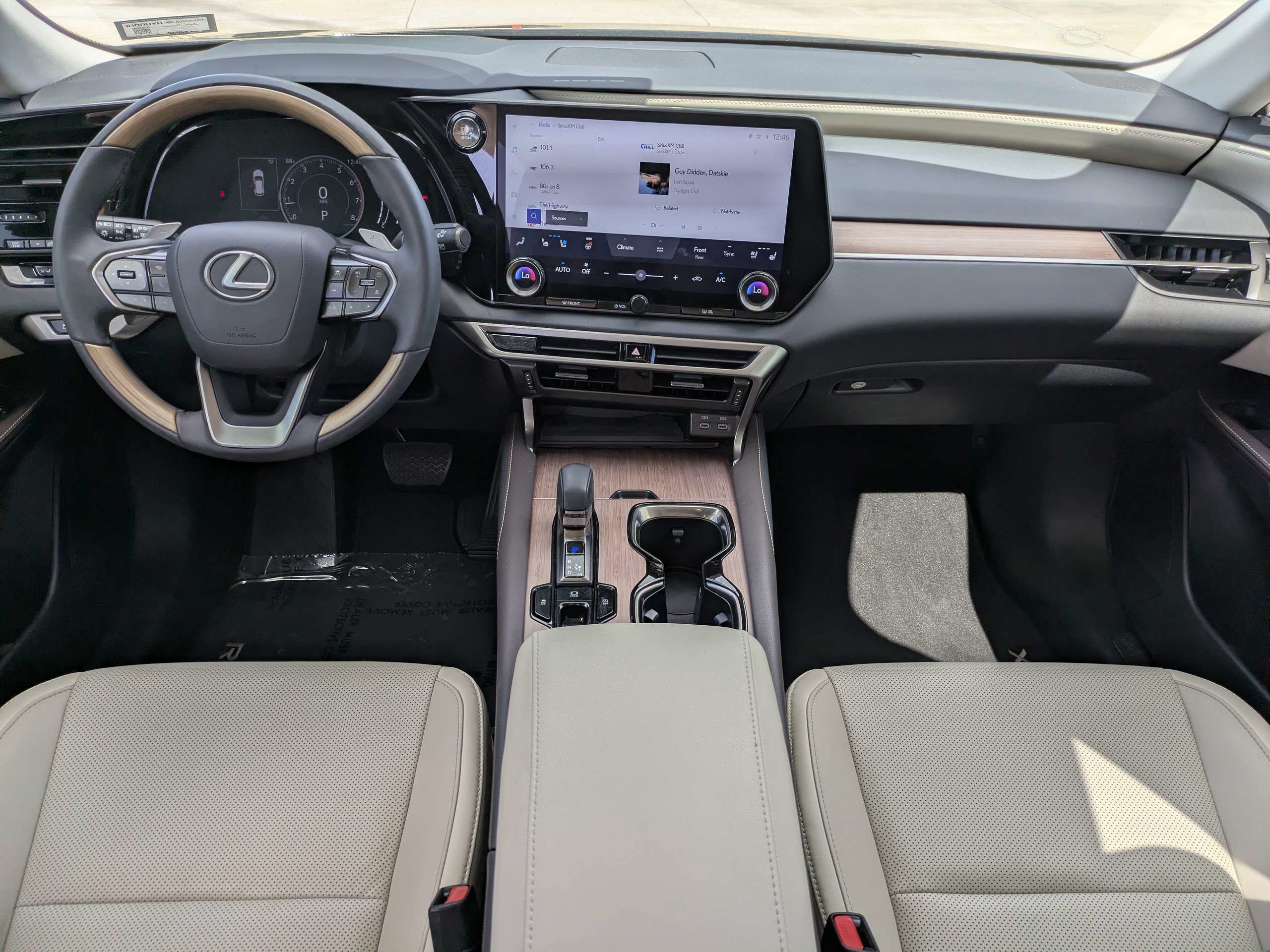 Used 2023 Lexus RX 350 Premium w/ Cold Area Package FWD image 16