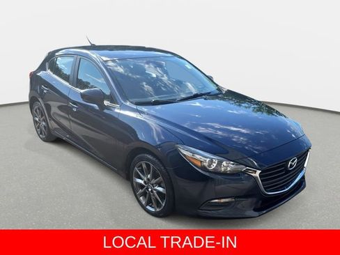 Used 2018 MAZDA MAZDA3 Touring image 3