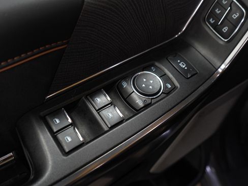 Used 2024 Ford F250 Platinum image 23