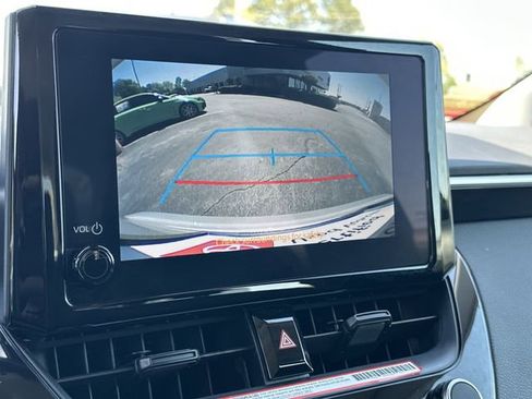 Certified 2025 Toyota Corolla LE image 15