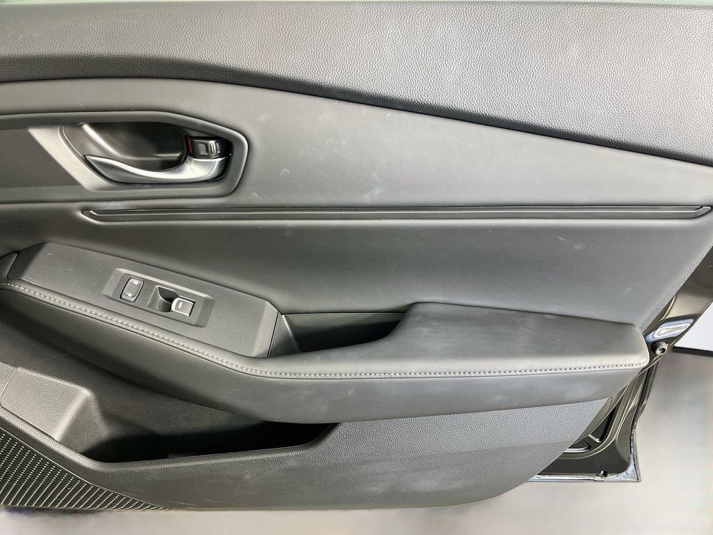Used 2024 Honda Accord Sport image 33