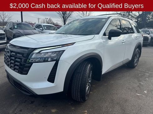 New 2026 Nissan Pathfinder SV image 3