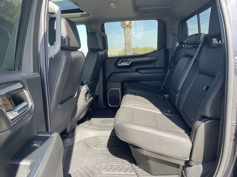 Used 2023 Chevrolet Silverado 1500 LT Trail Boss w/ LT Trail Boss Premium Package image 25