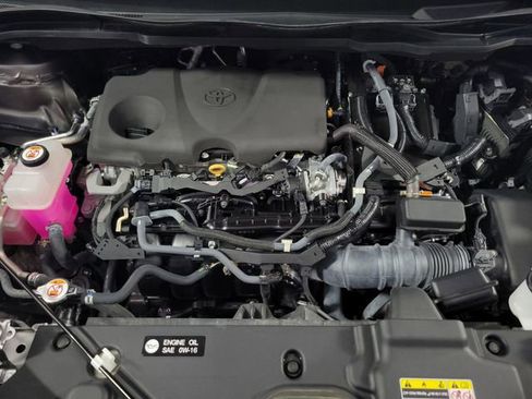 Used 2022 Toyota Sienna XSE image 13