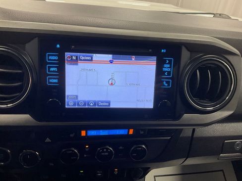 Used 2017 Toyota Tacoma TRD Pro image 21