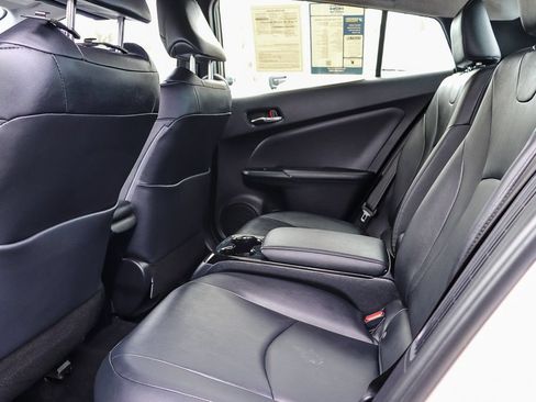 Used 2017 Toyota Prius Prime Advanced FWD image 23