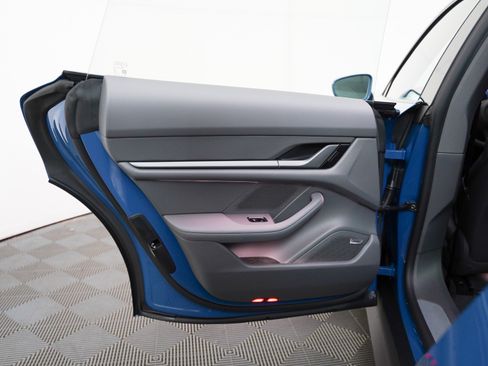 New 2026 Porsche Taycan image 22