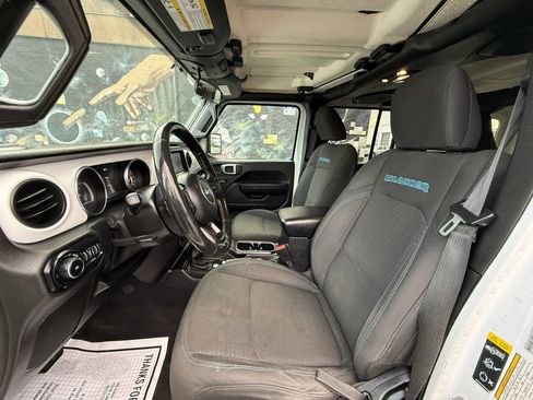 Used 2021 Jeep Wrangler Unlimited Sport AWD/4WD image 54