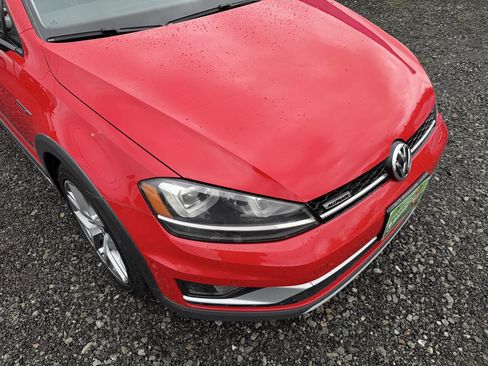 Used 2017 Volkswagen Golf Alltrack SEL image 7