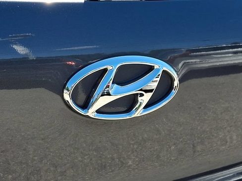 Used 2017 Hyundai Tucson SE w/ SE Popular Package 02 AWD/4WD image 30