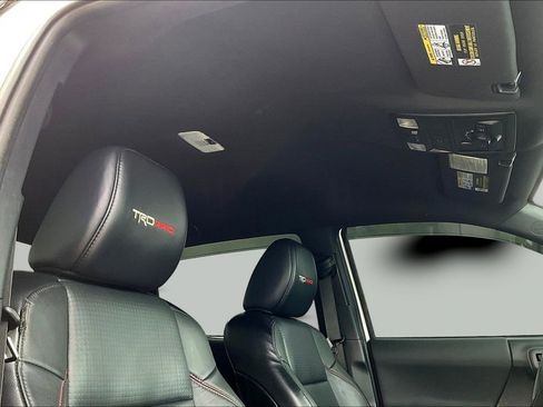 Used 2018 Toyota Tacoma TRD Pro image 28