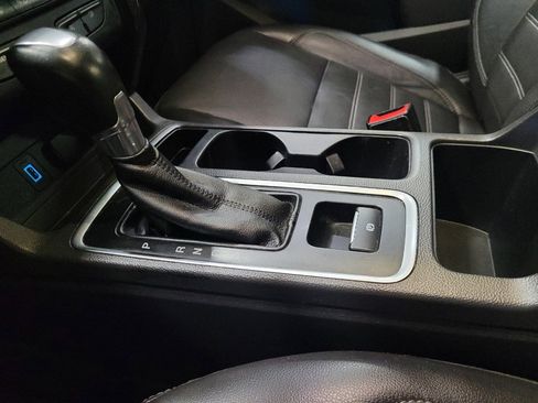 Used 2017 Ford Escape Titanium AWD/4WD image 26