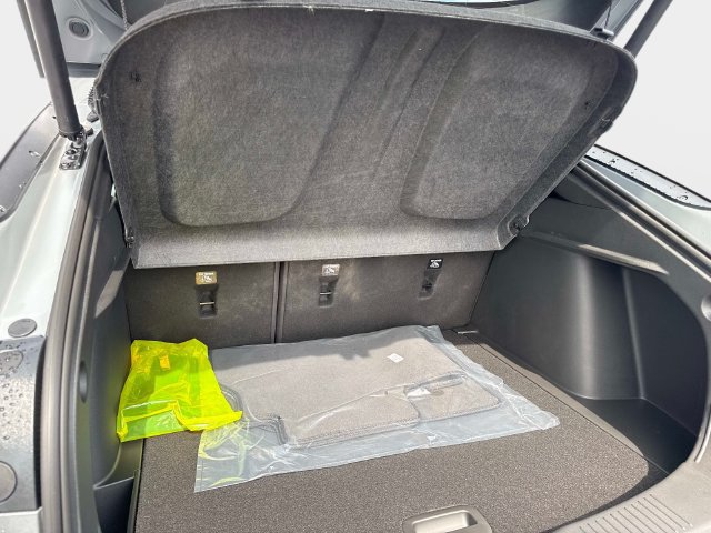 New 2026 Buick Envista Sport Touring w/ Convenience I Package FWD image 11