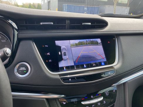 Used 2024 Cadillac XT5 Premium Luxury w/ Technology Package image 34