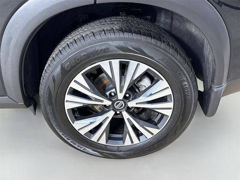 Used 2021 Nissan Rogue SV image 30