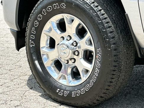 Used 2024 RAM 2500 Laramie AWD/4WD image 11