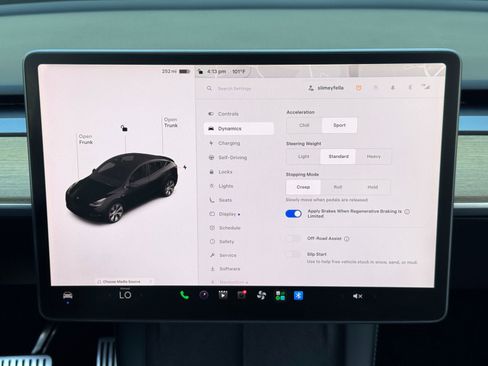 Used 2022 Tesla Model Y Long Range AWD/4WD image 22