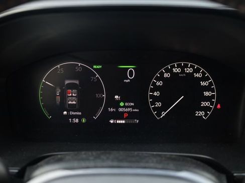 Used 2024 Honda CR-V Touring image 19