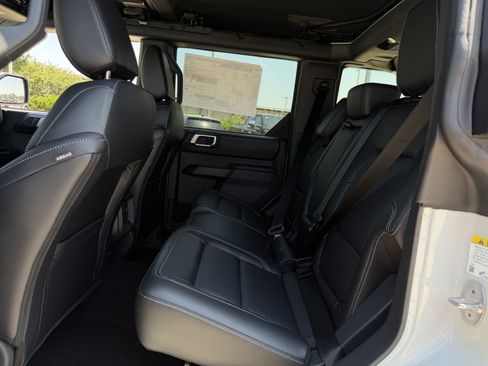 New 2026 Ford Bronco Outer Banks AWD/4WD image 23