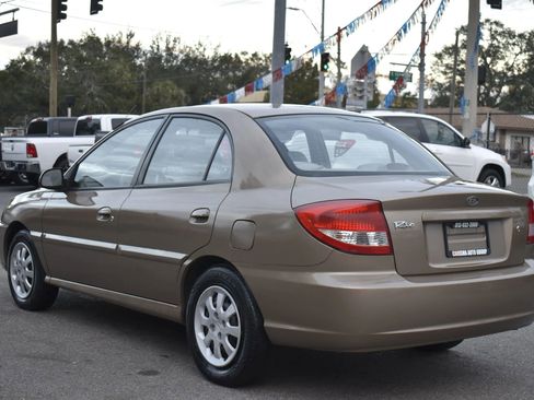 Used 2005 Kia Rio Sedan image 5