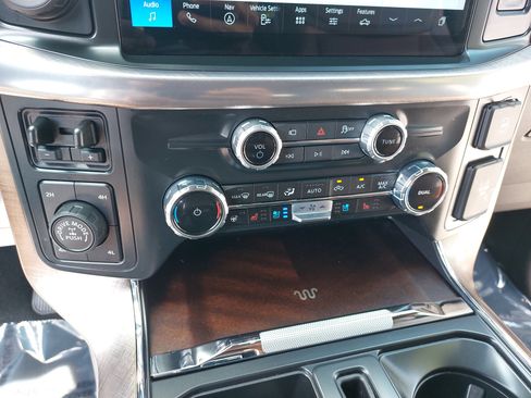 Used 2025 Ford F150 King Ranch AWD/4WD image 23