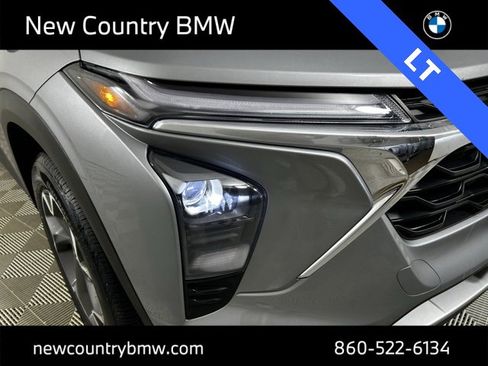 Used 2024 Chevrolet Trax LT w/ Driver Confidence Package image 30