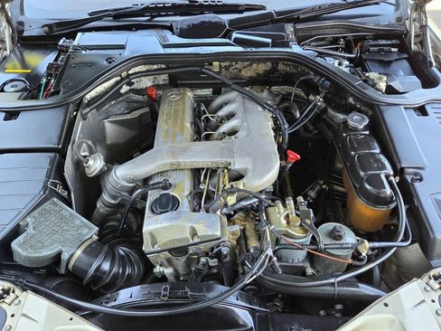 Used 1993 Mercedes-Benz 300 SD Sedan image 28