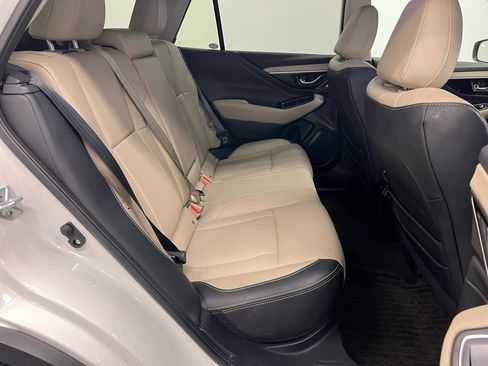 Used 2025 Subaru Outback Limited w/ Popular Package #2 AWD/4WD image 17