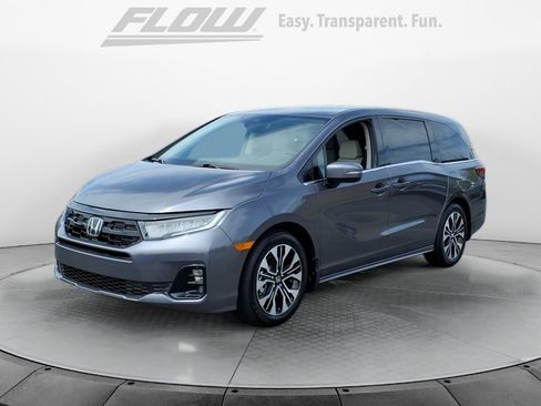 New 2026 Honda Odyssey Elite image 3