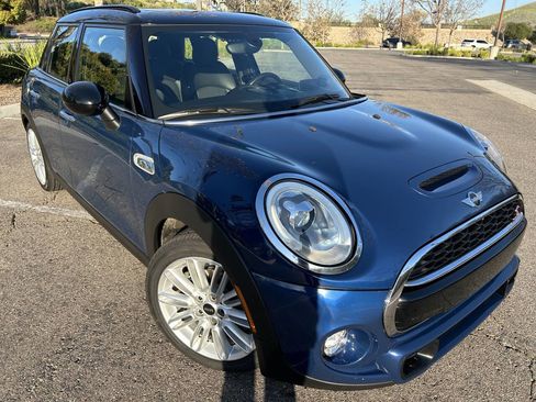 Used 2016 MINI Cooper S image 9