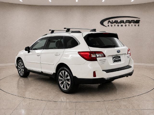 Used 2017 Subaru Outback 3.6R Touring w/ Popular Package #5A AWD/4WD image 5