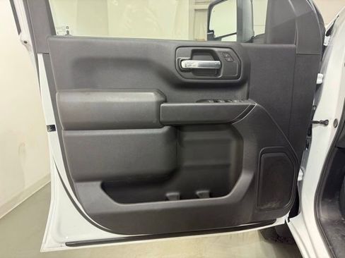 Certified 2025 Chevrolet Silverado 2500 Custom w/ Custom Value Package image 9