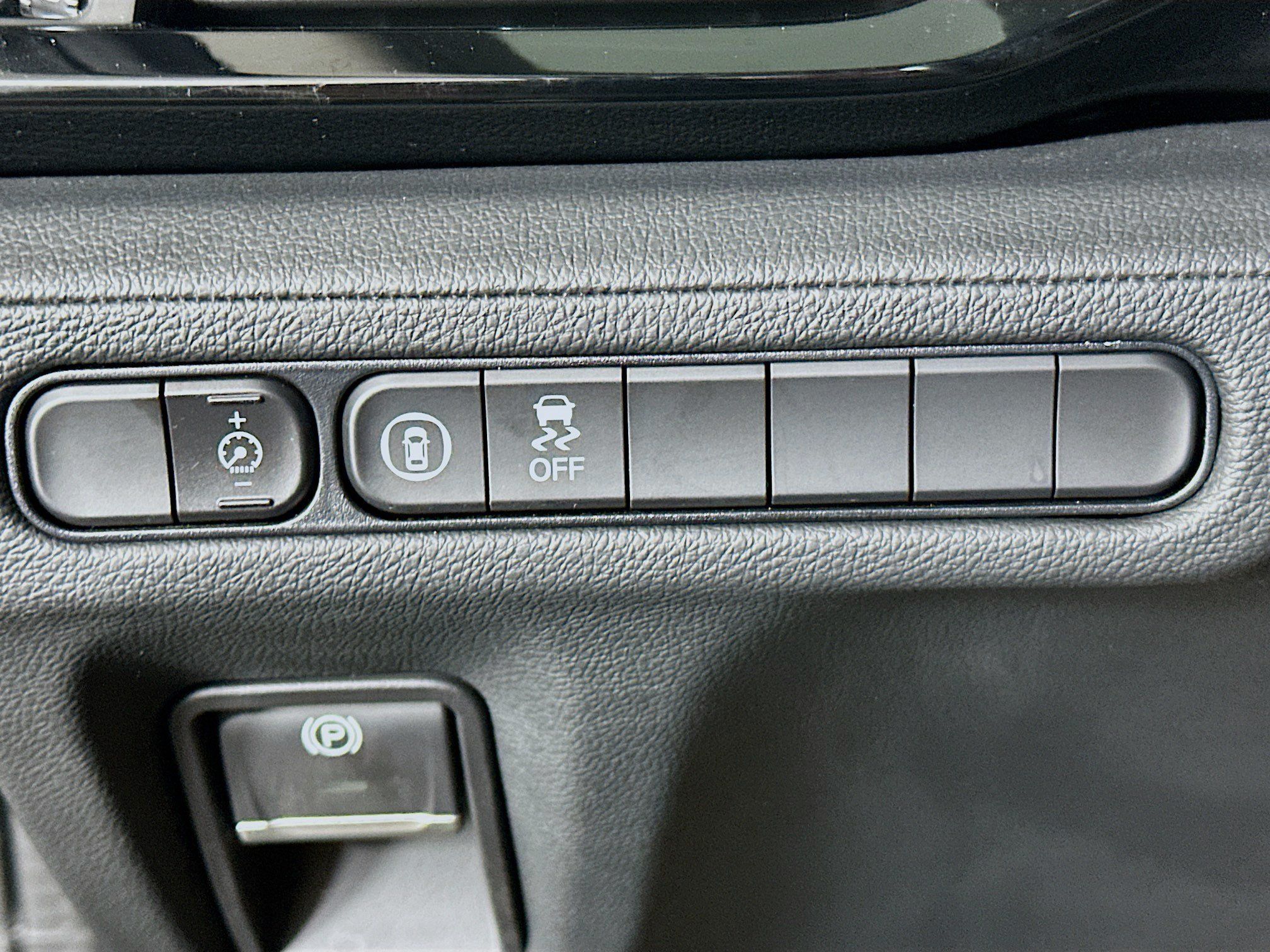 Used 2024 Acura MDX FWD image 17
