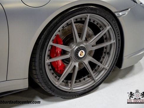 Used 2018 Porsche 911 4 Coupe AWD/4WD image 37