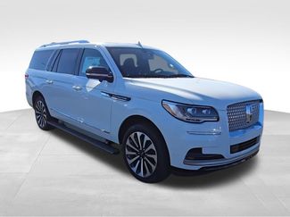 Used 2024 Lincoln Navigator L Reserve AWD/4WD video 2