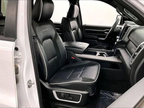 Used 2025 RAM 1500 Laramie image 8
