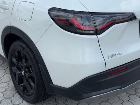 Used 2023 Honda HR-V Sport image 13