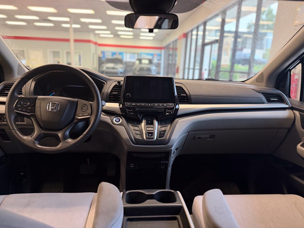 Used 2022 Honda Odyssey EX image 12