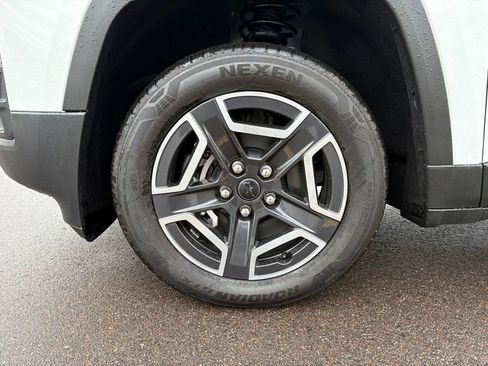 New 2026 Jeep Cherokee Limited image 8