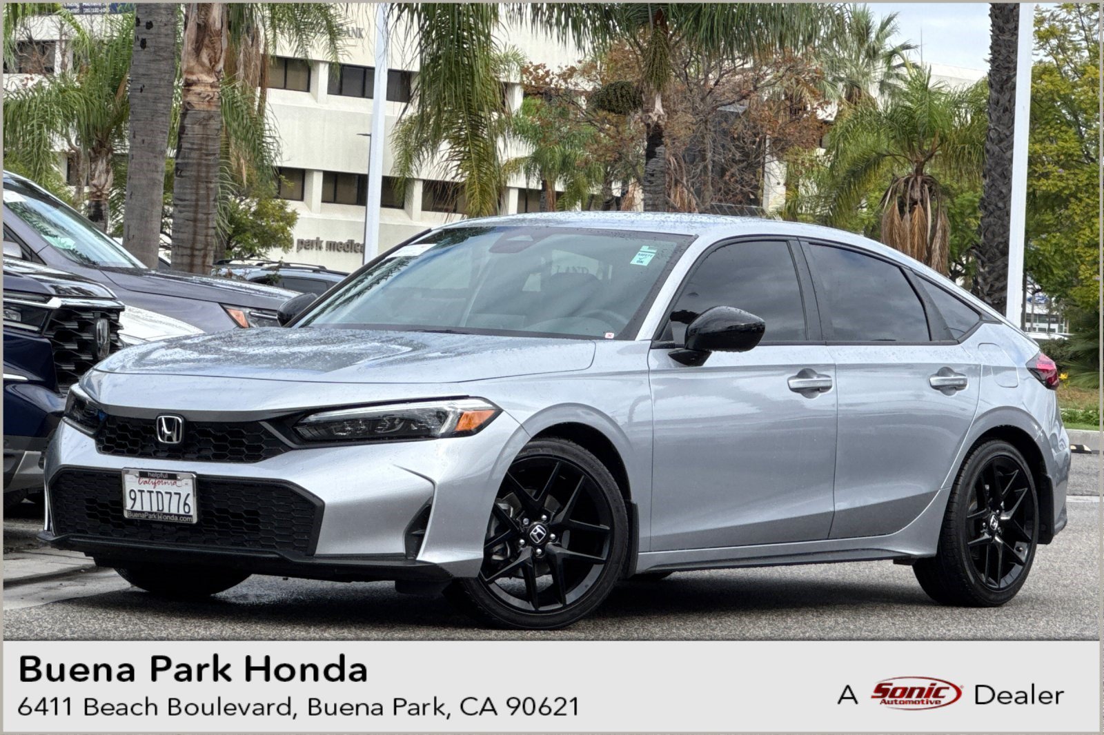 Used 2025 Honda Civic Sport image 1