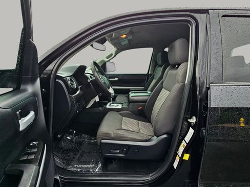 Used 2018 Toyota Tundra SR5 w/ TRD Off Road Package image 19