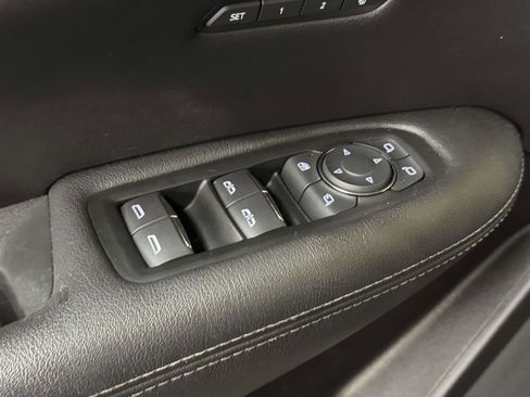 Used 2023 Cadillac XT5 Premium Luxury image 9