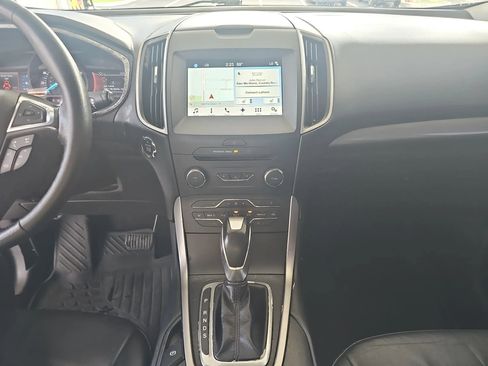 Used 2017 Ford Edge SEL w/ Equipment Group 201A image 33