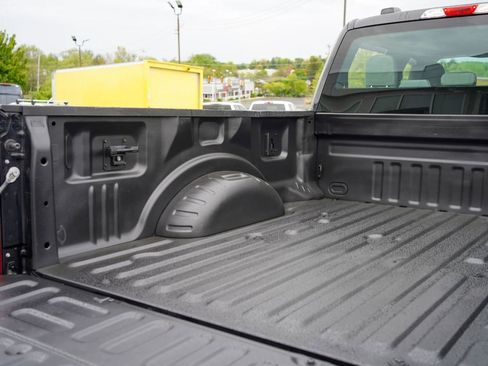Used 2022 Ford F250 XLT w/ XLT Premium Package AWD/4WD image 12